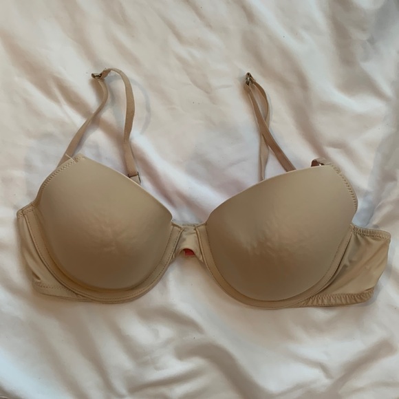 Like New PINK T-shirt Demi Bra - Picture 1 of 3